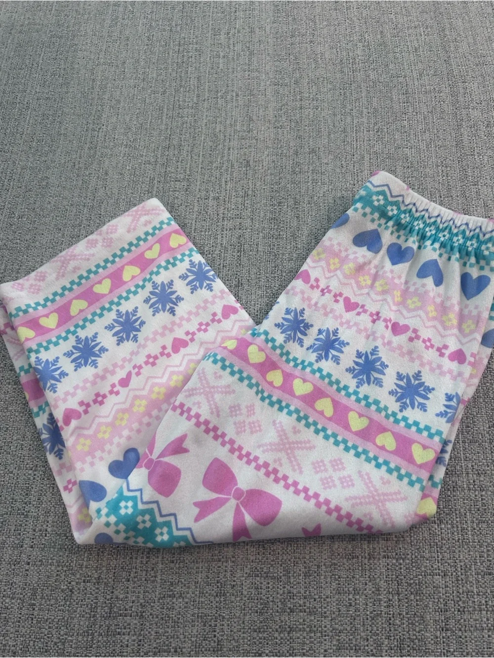 Btween NWT Girls Pink & Blue Patterned Fleece Pajama Set. Size 4